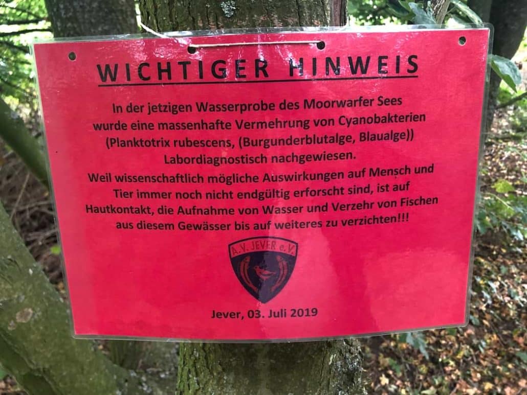 Gefahren im Wasser: Warnhinweis